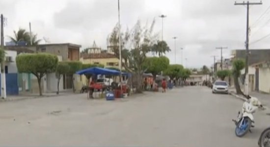 Ruas de Agrestina têm pouca movimentação nesta sexta