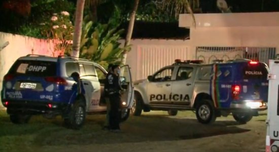 Mãe e filho são mortos a tiros dentro de casa na Zona da Mata de Pernambuco