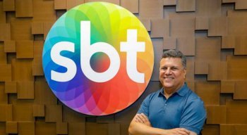 Téo José é o narrador oficial das transmissões da Libertadores da América no SBT