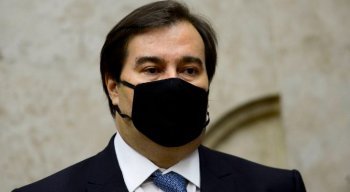 Presidente da Câmara, Rodrigo Maia, tem sintomas brandos da covid-19 e trata-se em casa