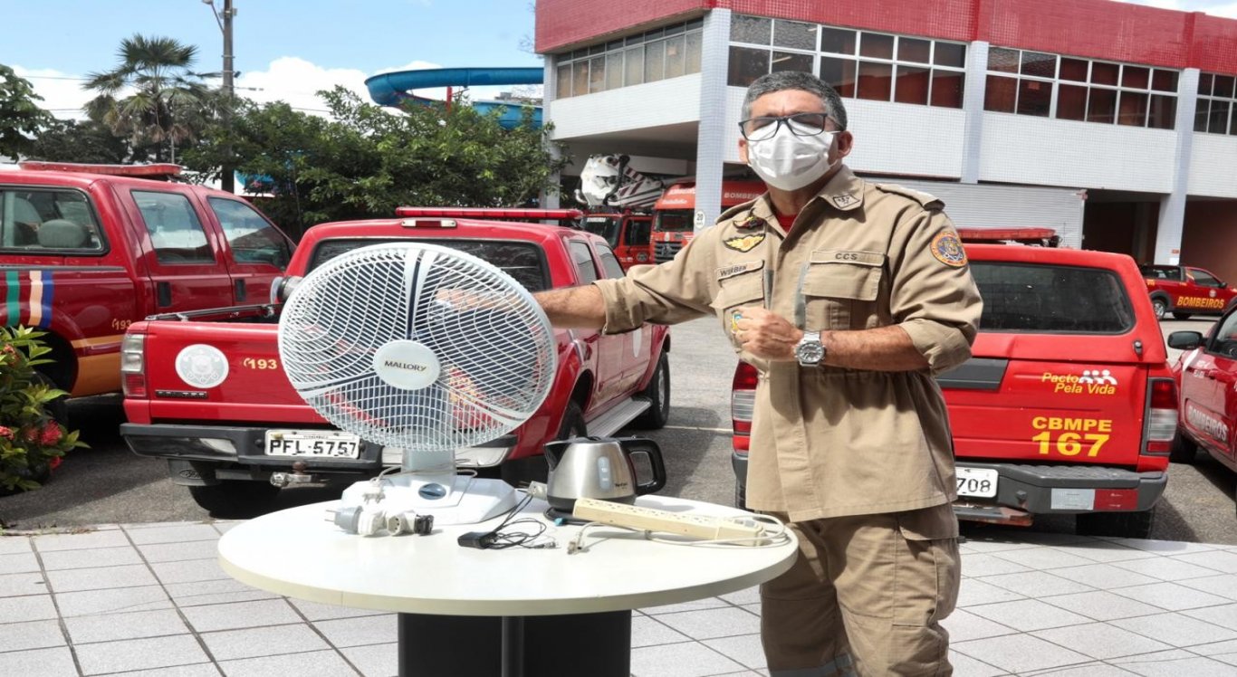 Corpo de Bombeiros alerta para os cuidados com ventiladores dentro de casa