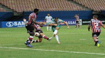 Nesse sábado (19), o Santa Cruz empatou com Manaus