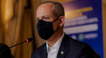 secretário de educação de Pernambuco, Fred Amancio, anunciou o retorno das aulas para o ensino médio