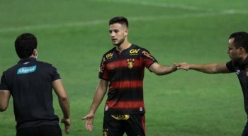 Leandro Barcia fica no Sport até o final da Série A