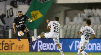 Olímpia e Santos duelam nesta quinta-feira (1), às 19h (horário de Brasília), no Estádio Manuel Ferreira