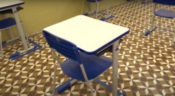 Nesta etapa inicial de retomada das aulas presenciais se encontram aptas a retornar as atividades, as turmas do 3º ano