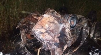 Carro pegou fogo