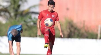 Júnior Brítez fez apenas cinco jogos pelo Náutico.
