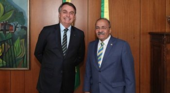 No total, a quantia encontrada na casa do senador se aproximava de R$ 100 mil