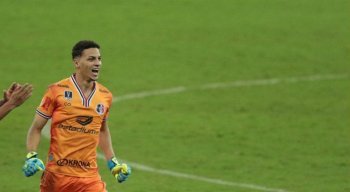 Maycon Cleiton vem sendo destaque do Santa Cruz na temporada.