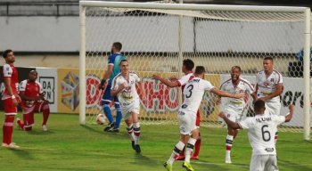 Willian Alves, Denílson e Jeremias prorrogaram seus contratos com o Santa Cruz