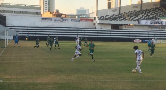 Central jogando no Lacerdão