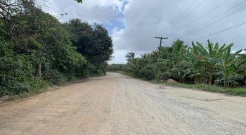 As vítimas moravam juntas e foram levadas a uma área deserta, perto de uma pedreira