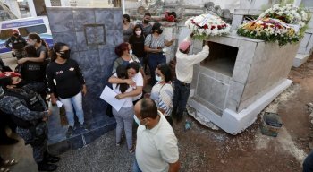 Policial de apenas 24 anos foi sepultado em Vitória de Santo Antão