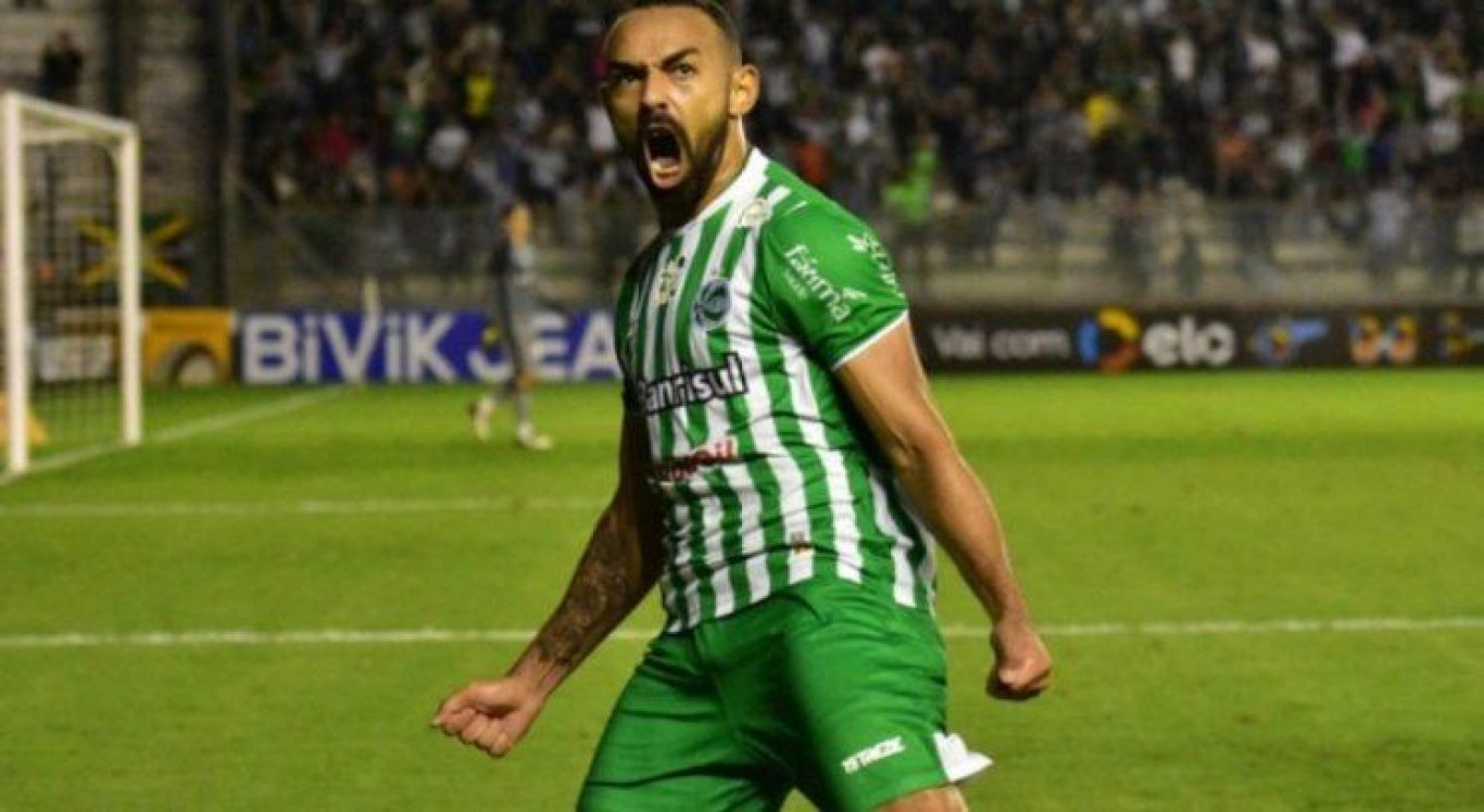 Sport anuncia contratação do atacante Dalberto até o final da Série A