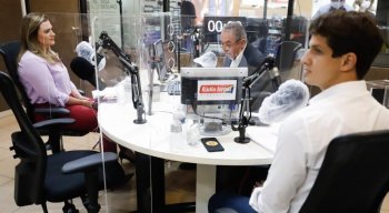 João Campos e Marília Arraes no debate do 2º turno na Rádio Jornal