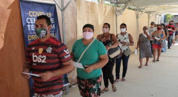 O movimento na parte externa do começou por volta das 5h, desta quinta-feira (19), três horas antes da abertura dos portões