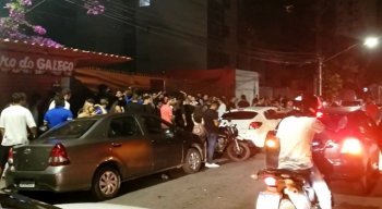 Quatro estabelecimentos foram interditados, no sábado (5)