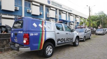 Ele foi encaminhado para o Departamento de Homicídios e Proteção à Pessoa (DHPP)