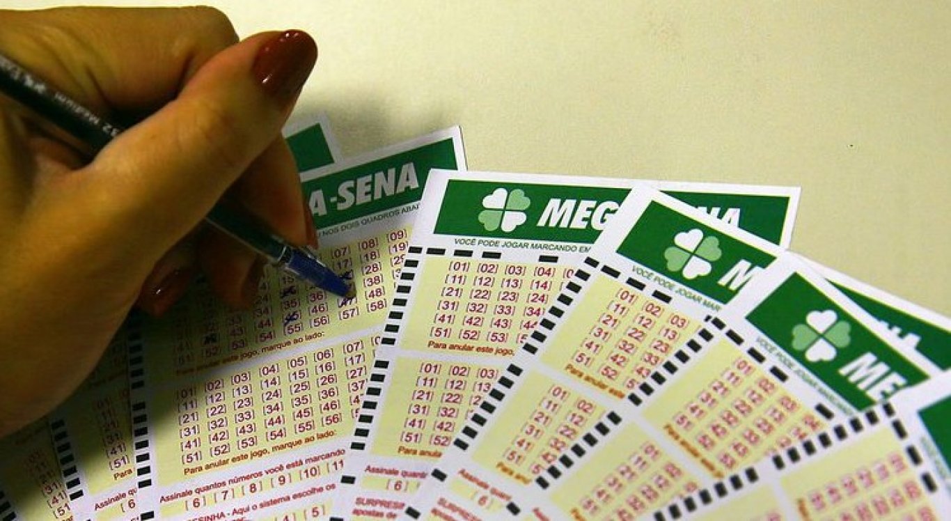 Mega-Sena realiza sorteio nesta quinta-feira (30) - AGÊNCIA BRASIL