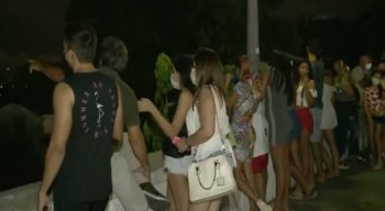 O fenômeno astronômico, que não acontece desde a Idade Média, já está ocorrendo, desde a quinta (16).