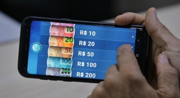 Polícia Federal faz alerta para a população não pegar notas falsas e cair em golpes de criminosos