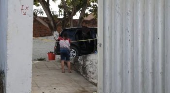 O crime aconteceu na Rua Procurador Pedro Jorge, por volta das 3h da madrugada desta quarta-feira (20).