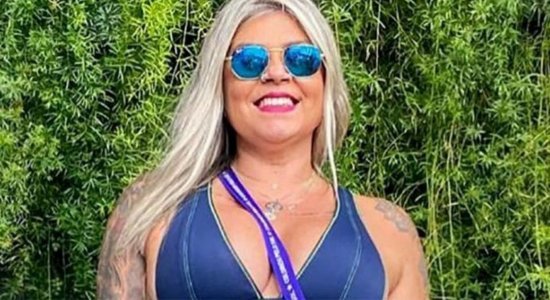 Comanda com termo ofensivo em referência a cliente de bar