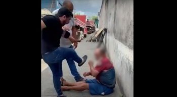 Ex-deputado publicou a agressão em sua rede social