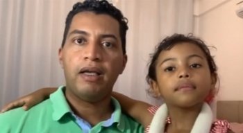 Dobson Santos, marido da cantora, e a pequena Mel, filha de Amanda Wanessa