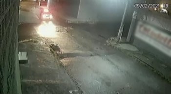 Vídeo mostra momento em que jovem é morta pelo ex-namorado a facadas