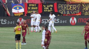 Sport acabou sendo derrotado pelo Atlético-MG, na Ilha do Retiro