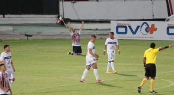 Pipico abriu o placar na vitória do Santa Cruz diante do Vitória de Santo Antão