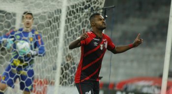 Sport perde para o Athletico-PR na despedida do Brasileirão e fica de fora da Sul-Americana
