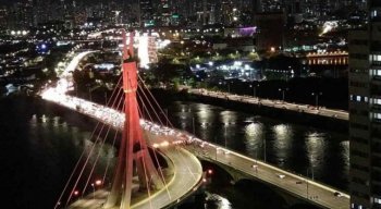 Protesto na Ponte Governador Paulo Guerra, na Zona Sul do Recife