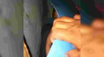 O menino de três anos foi encontrado pela polícia dentro de um barril