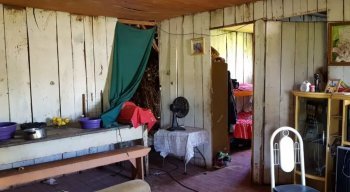 Eles vivam em lugares sem condições sanitárias