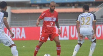 O Sport foi derrotado por 2x0 para o CRB.