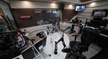 Debate especial sobre o Dia da Mulher