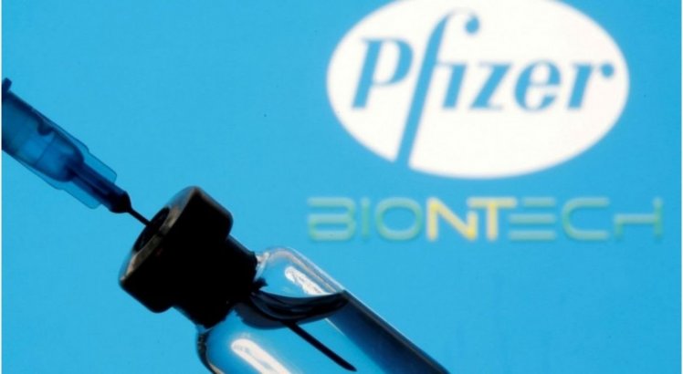 Estudos feitos em Israel comprovaram a eficácia da vacina da Pfizer/BioNTech.