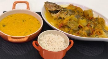 Peixada de forno com pirão é uma das apostas do chef Rivandro França para a Páscoa deste ano