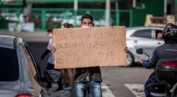 Com o agravamento, os locais se tornaram ainda mais disputados por moradores de rua ou simplesmente desempregados.