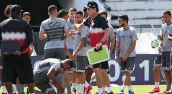 João Brigatti vai escalar o Santa Cruz com força máxima diante do Vera Cruz