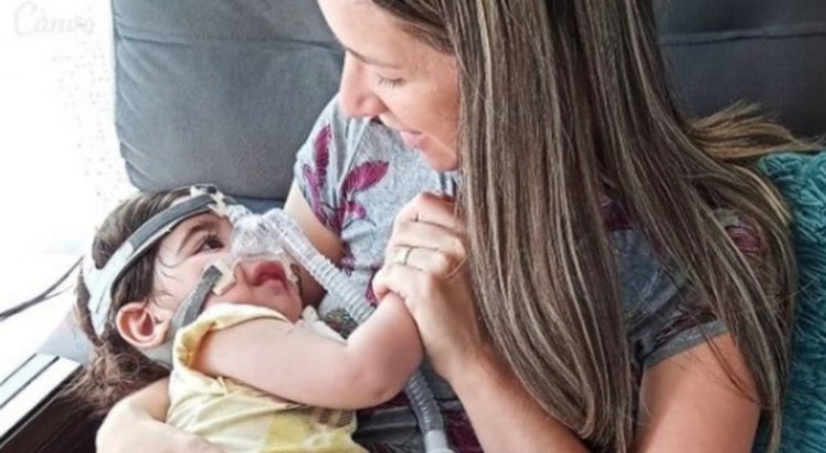 Mãe faz campanha para arrecadar R$ 12 milhões para tratamento de doença rara do filho