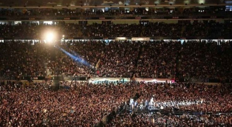 Mais de 50 mil pessoas participaram de show no final de semana, em Nova Zelândia