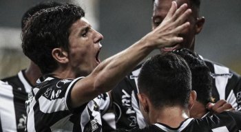 Atlético-MG entra em campo pela Libertadores