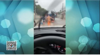 Um telespectador mandou o vídeo para o WhatsApp da TV Jornal.