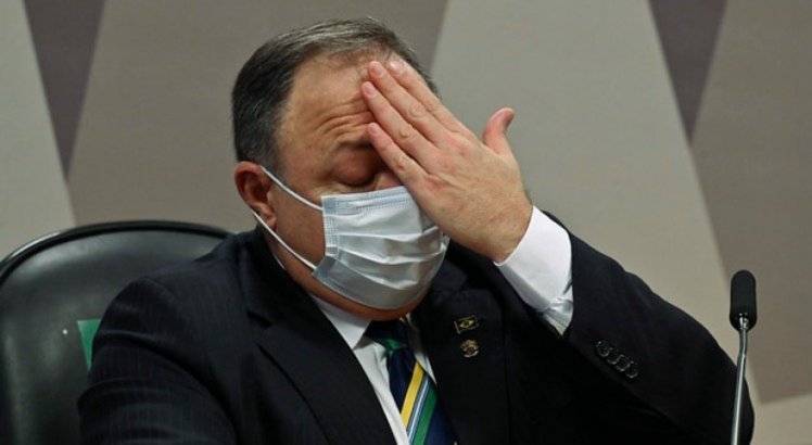 Ex-ministro da Saúde Eduardo Pazuello durante depoimento à CPI da Pandemia