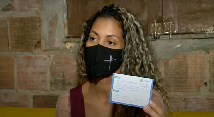 Gestante denuncia que perdeu bebê após tomar vacina da Astrazeneca em Camaragibe, no Grande Recife