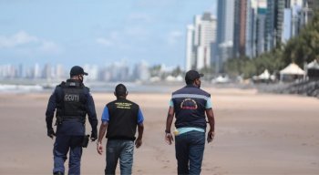 Devido ao decreto Estadual, população não pode frequentar praias, parques e clubes nos finais de semana